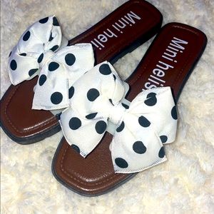 Bow Tie Sandals!